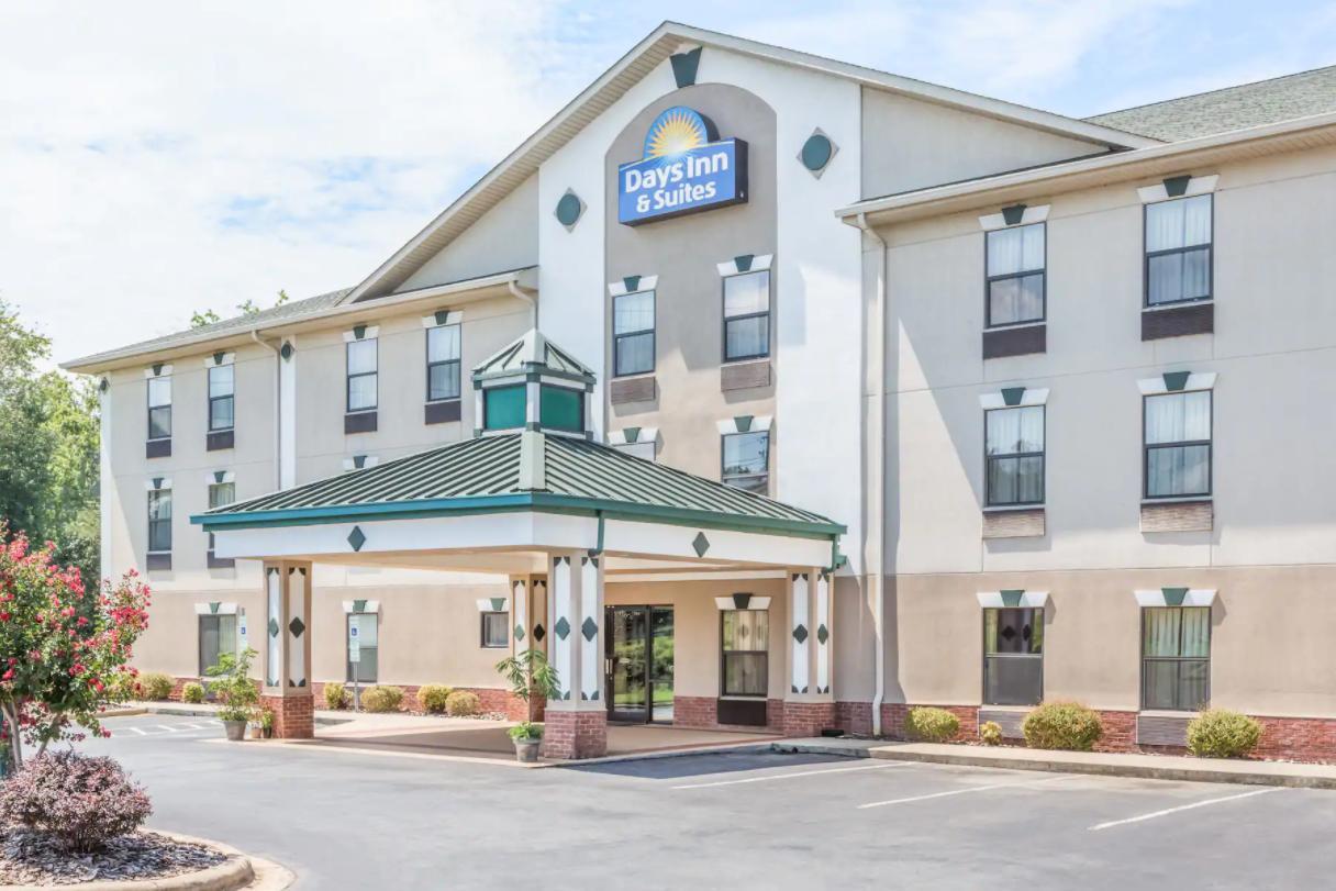 Super 8 By Wyndham Morganton Hotell Eksteriør bilde