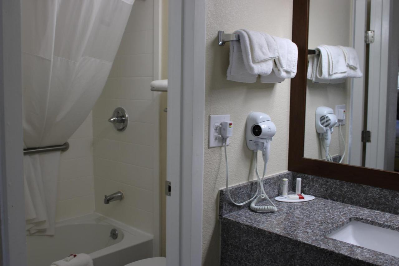 Super 8 By Wyndham Morganton Hotell Eksteriør bilde